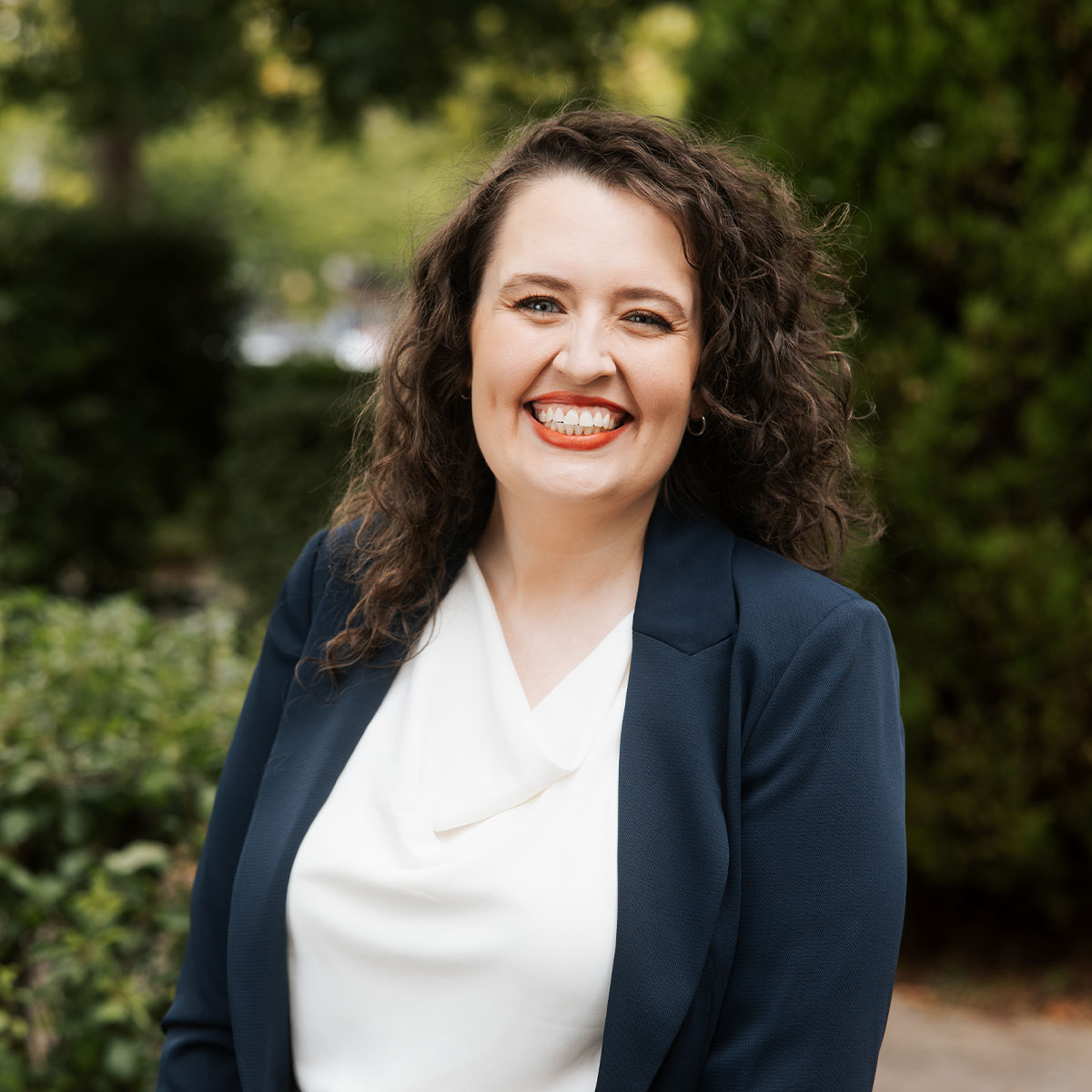 Isobel Spencer – Associate